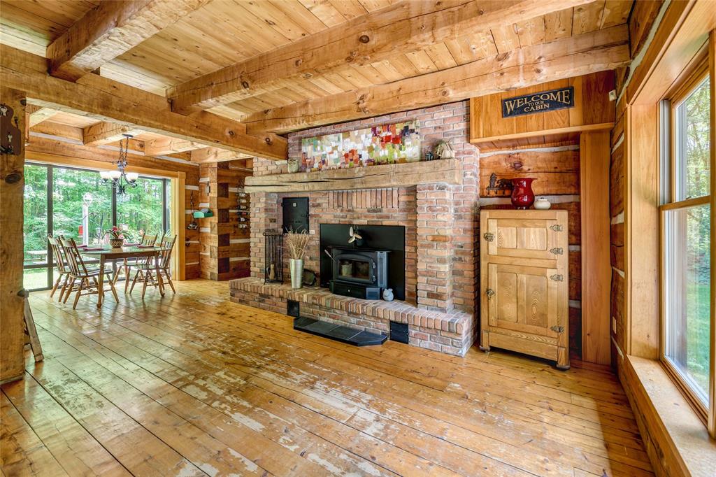 5252 EGREMONT Road, Plympton-Wyoming, Ontario, Canada
