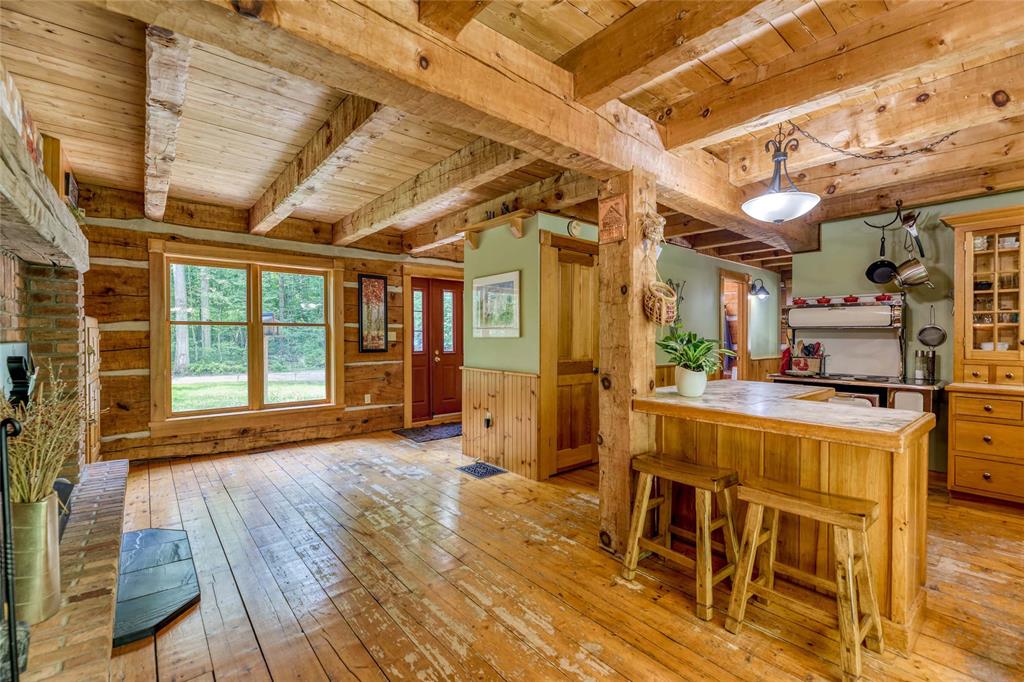 5252 EGREMONT Road, Plympton-Wyoming, Ontario, Canada