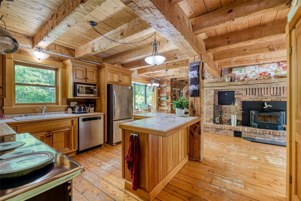 5252 EGREMONT Road, Plympton-Wyoming, Ontario, Canada