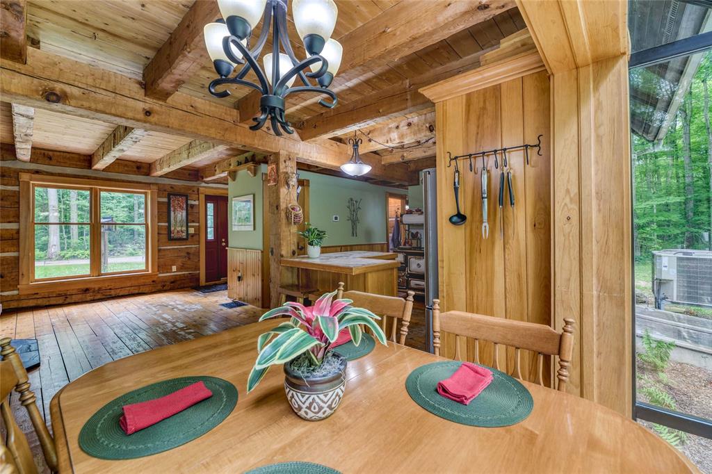 5252 EGREMONT Road, Plympton-Wyoming, Ontario, Canada