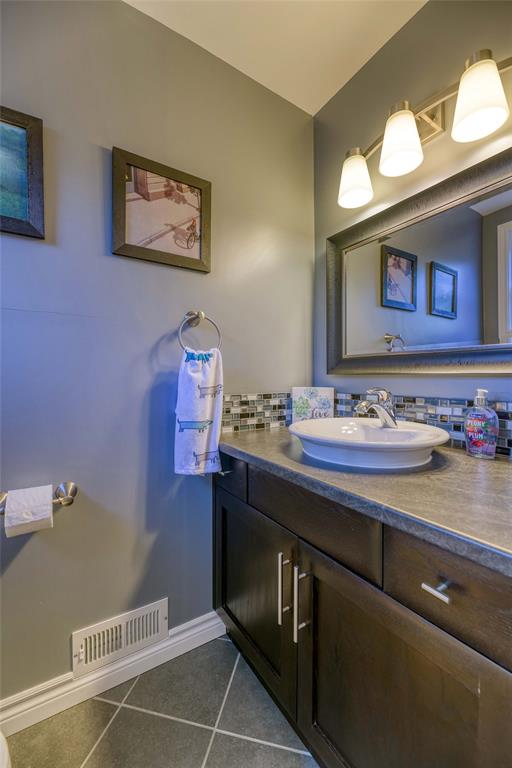 1019 ALLANDALE Drive, Sarnia, Ontario, Canada