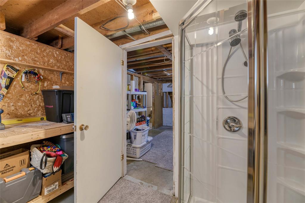 1019 ALLANDALE Drive, Sarnia, Ontario, Canada