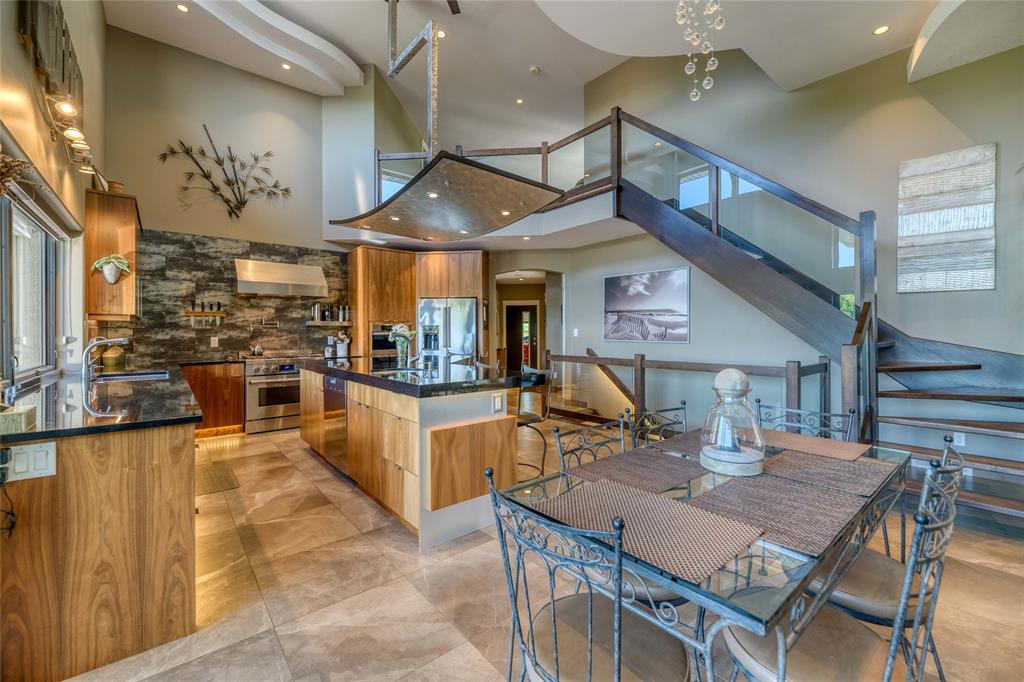8143 HILLSBORO Road, Plympton-Wyoming, Ontario, Canada