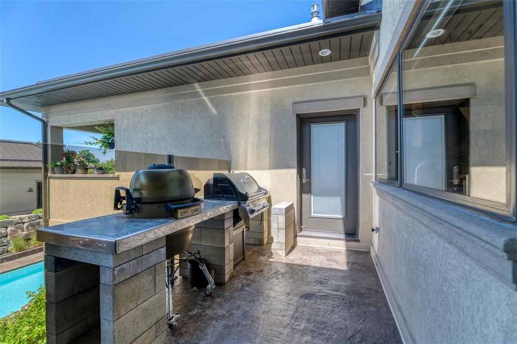 8143 HILLSBORO Road, Plympton-Wyoming, Ontario, Canada