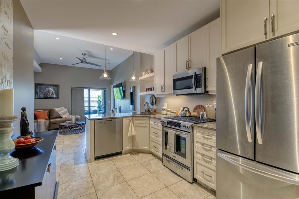8143 HILLSBORO Road, Plympton-Wyoming, Ontario, Canada
