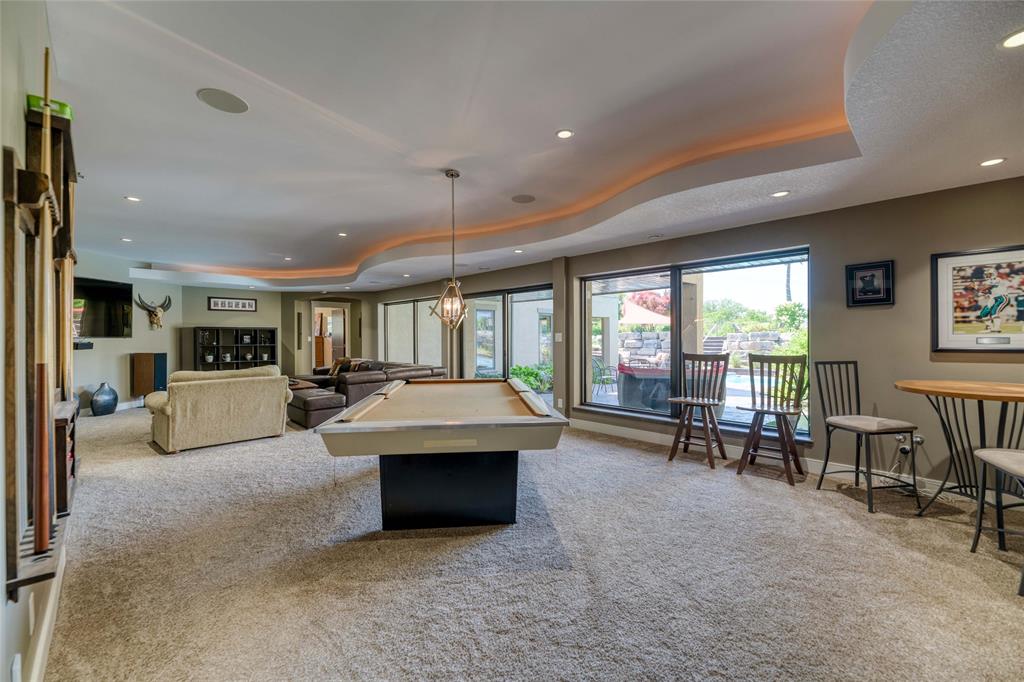 8143 HILLSBORO Road, Plympton-Wyoming, Ontario, Canada