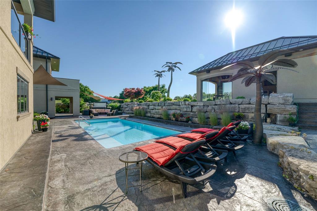 8143 HILLSBORO Road, Plympton-Wyoming, Ontario, Canada
