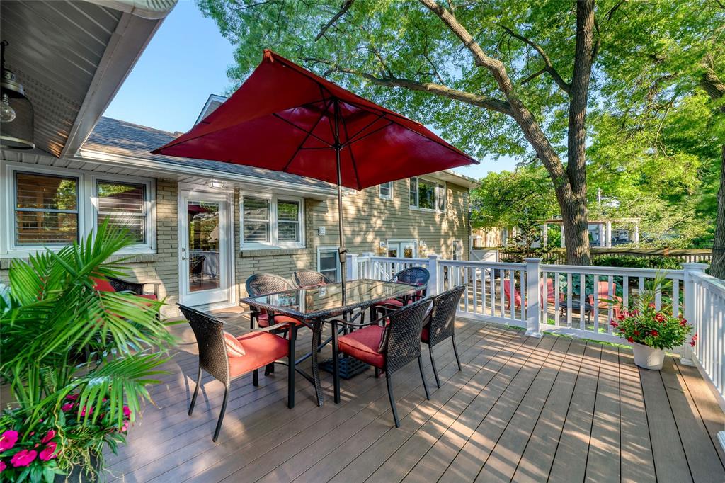 1227 GLEN DOUGLAS Drive, Sarnia, Ontario, Canada