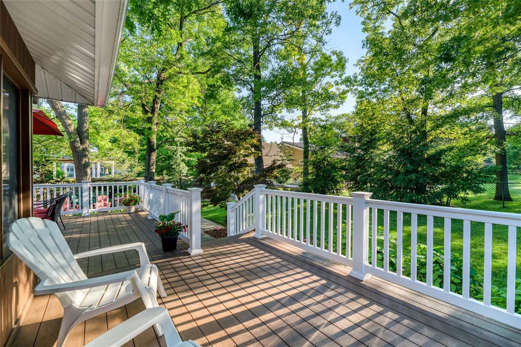 1227 GLEN DOUGLAS Drive, Sarnia, Ontario, Canada