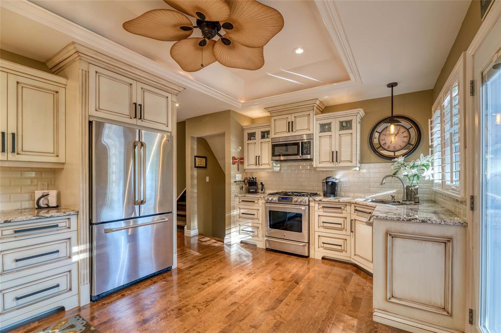 1227 GLEN DOUGLAS Drive, Sarnia, Ontario, Canada