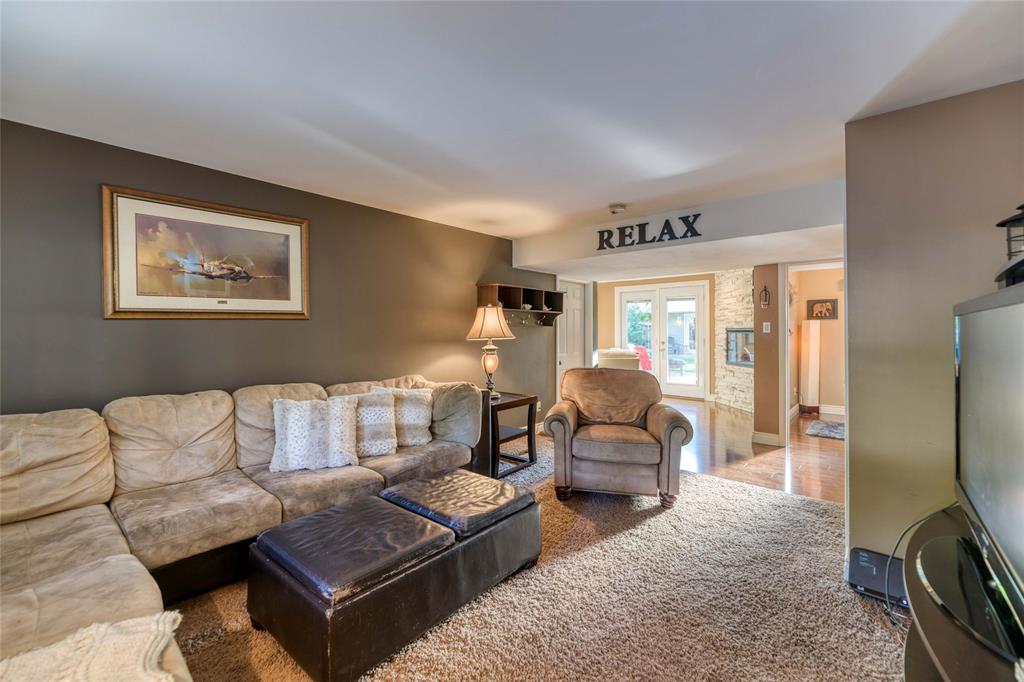 1227 GLEN DOUGLAS Drive, Sarnia, Ontario, Canada