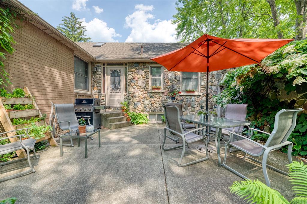 1415 CHRISTINA Street North, Sarnia, Ontario, Canada