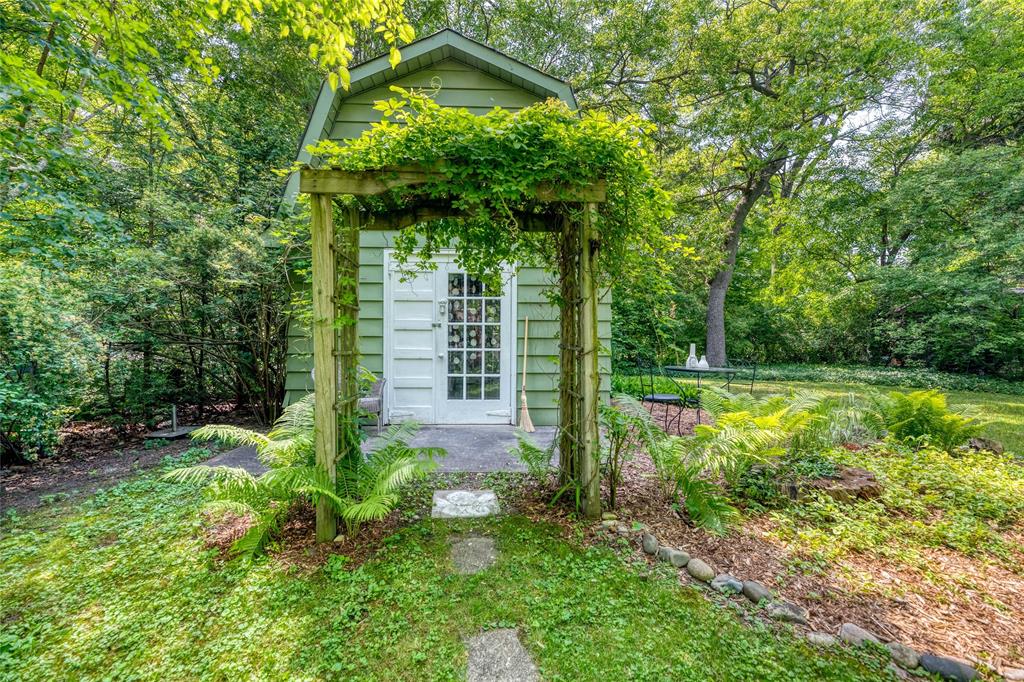 1415 CHRISTINA Street North, Sarnia, Ontario, Canada