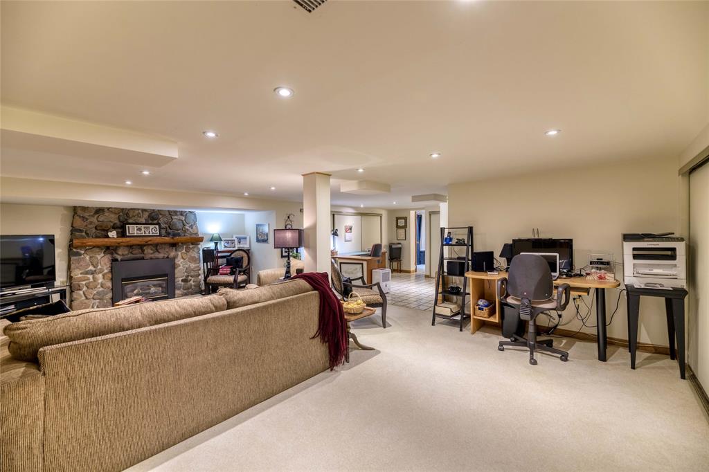 1415 CHRISTINA Street North, Sarnia, Ontario, Canada