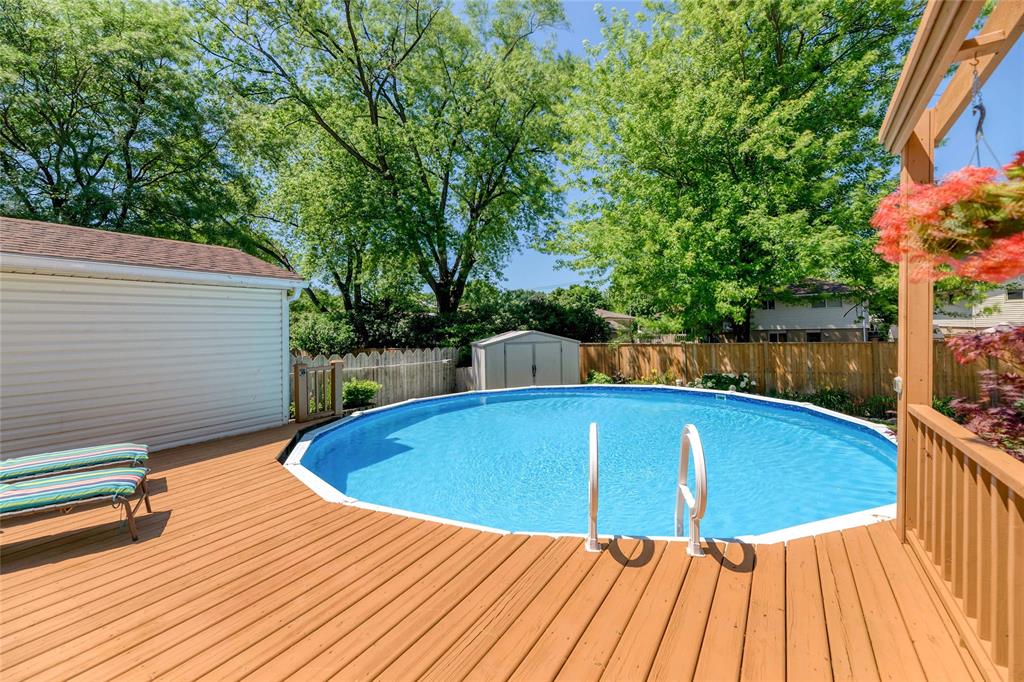 952 KEMSLEY Drive, Sarnia, Ontario, Canada