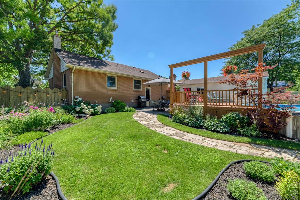 952 KEMSLEY Drive, Sarnia, Ontario, Canada