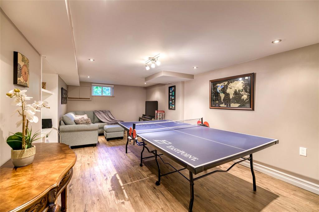 952 KEMSLEY Drive, Sarnia, Ontario, Canada
