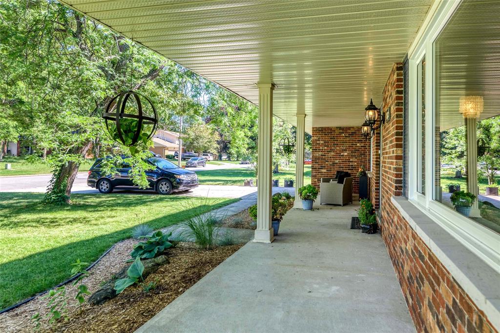 6733 PHEASANT Lane, Plympton-Wyoming, Ontario, Canada