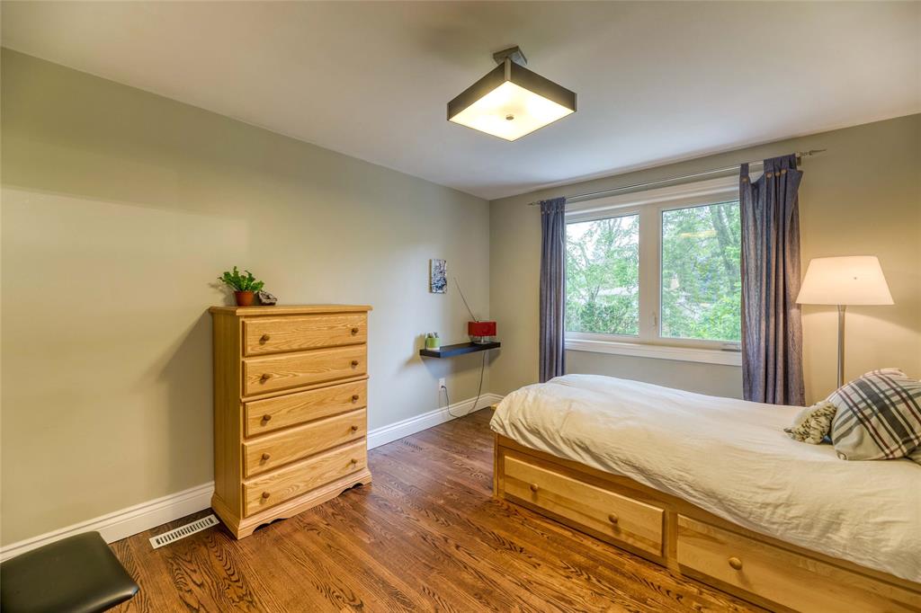 6733 PHEASANT Lane, Plympton-Wyoming, Ontario, Canada
