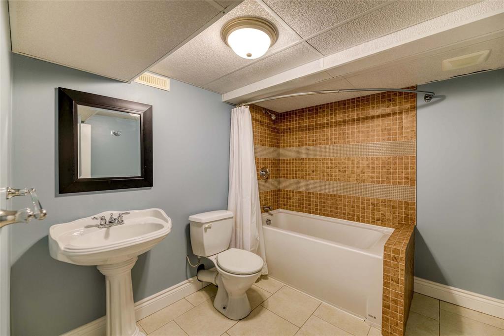 6733 PHEASANT Lane, Plympton-Wyoming, Ontario, Canada