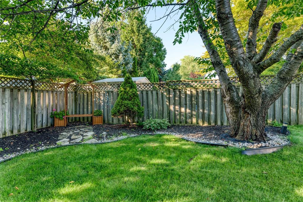 1372 ERROL Road East, Sarnia, Ontario, Canada