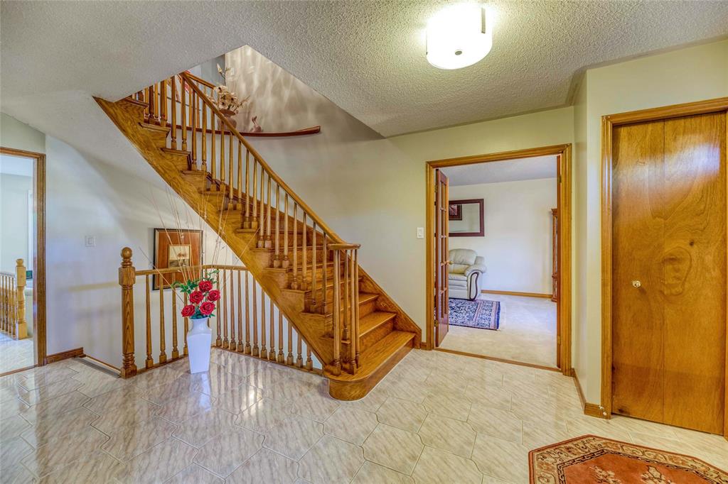 1372 ERROL Road East, Sarnia, Ontario, Canada