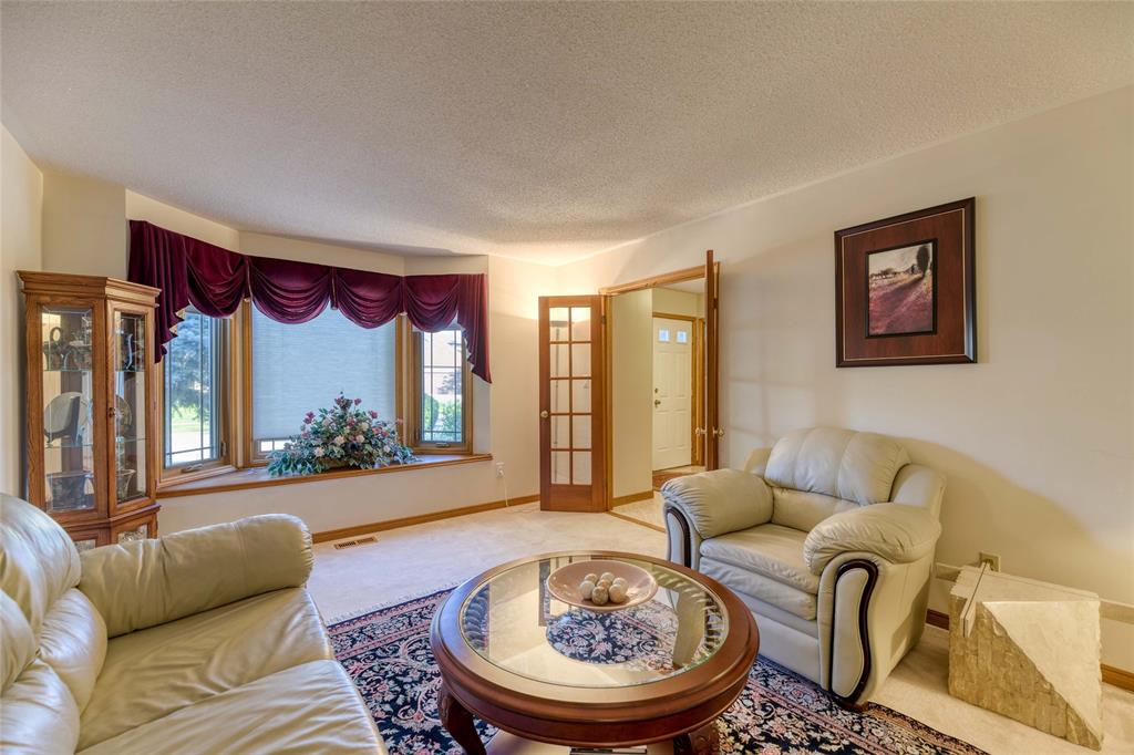 1372 ERROL Road East, Sarnia, Ontario, Canada