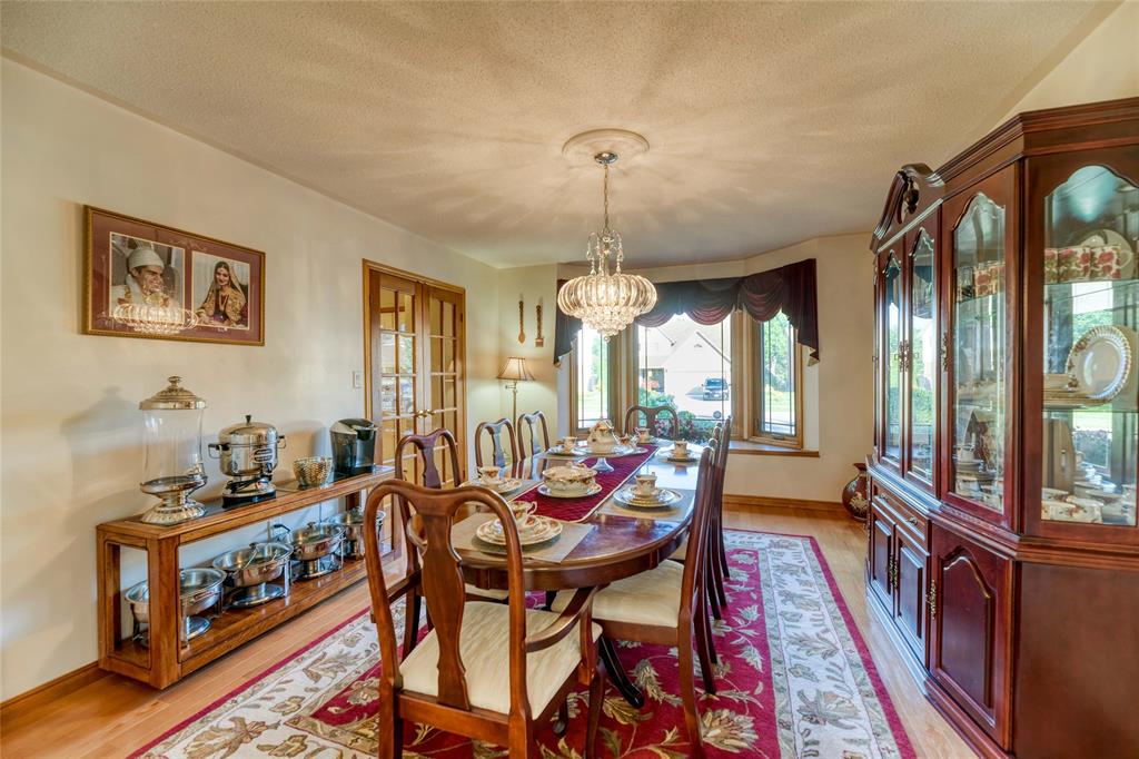 1372 ERROL Road East, Sarnia, Ontario, Canada