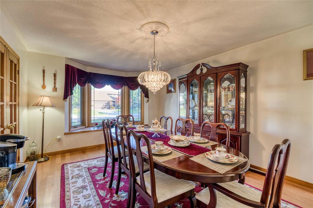 1372 ERROL Road East, Sarnia, Ontario, Canada