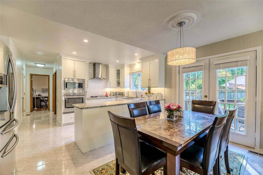 1372 ERROL Road East, Sarnia, Ontario, Canada