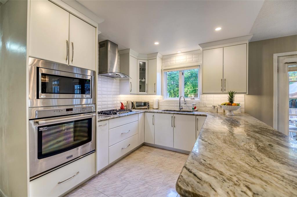 1372 ERROL Road East, Sarnia, Ontario, Canada