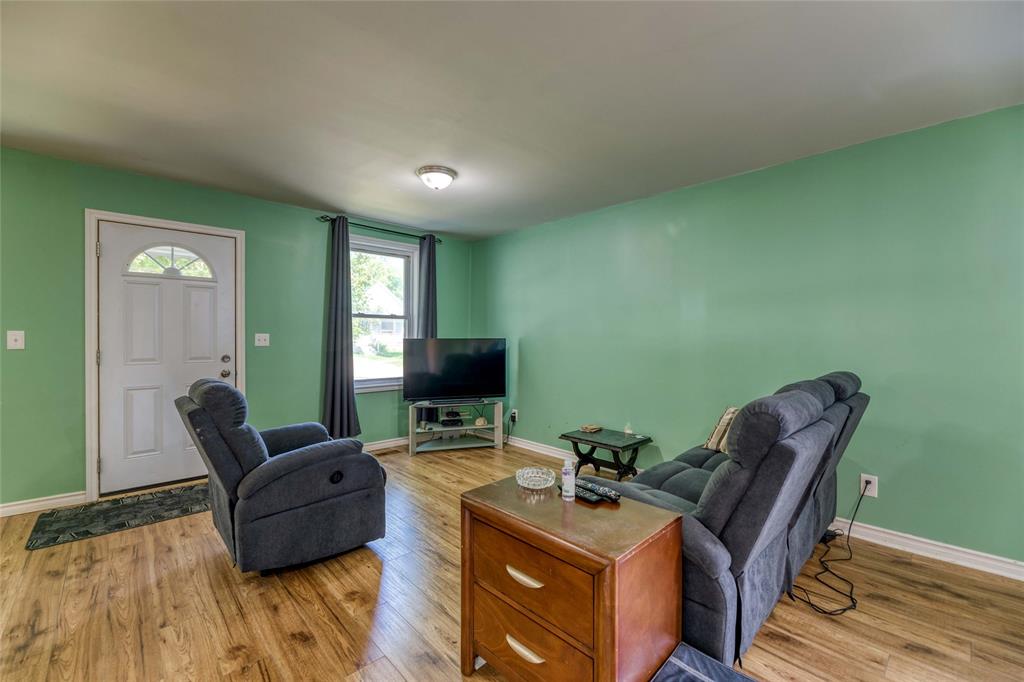 285 QUEEN Street, Sarnia, Ontario, Canada