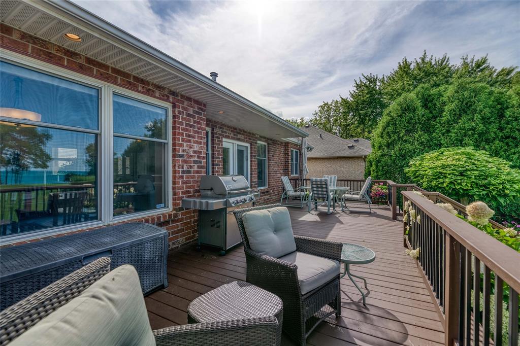 3606 QUEEN Street, Plympton-Wyoming, Ontario, Canada