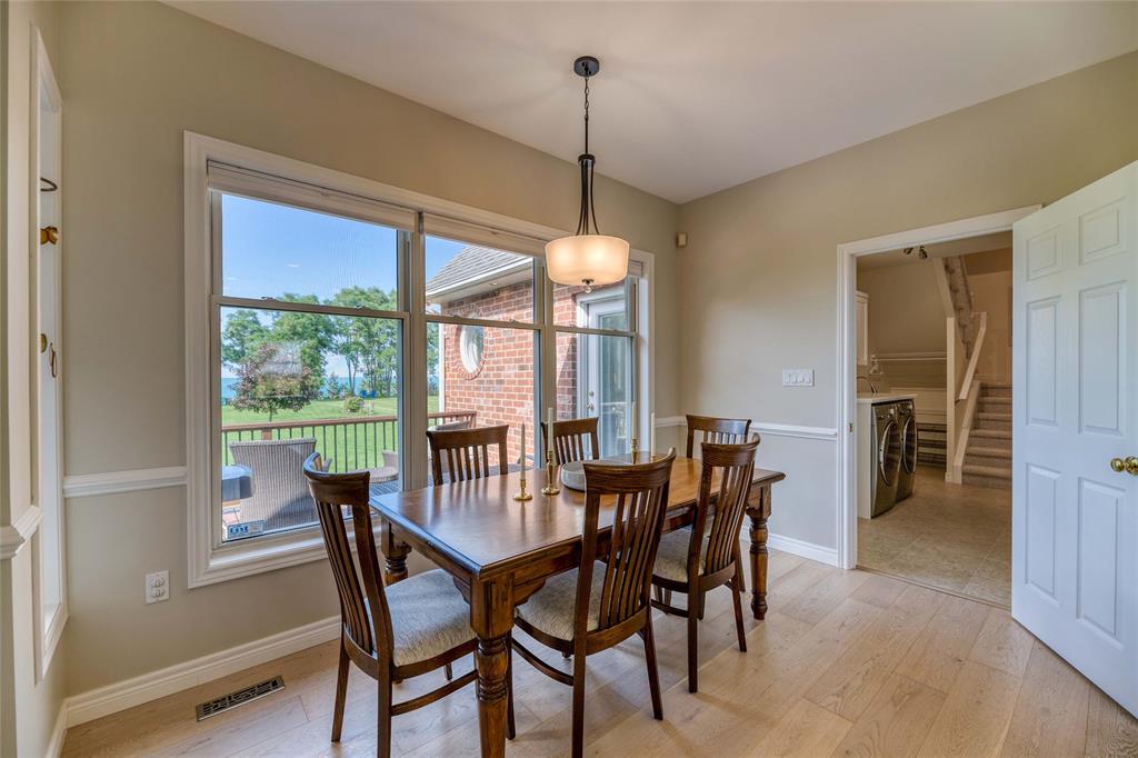 3606 QUEEN Street, Plympton-Wyoming, Ontario, Canada