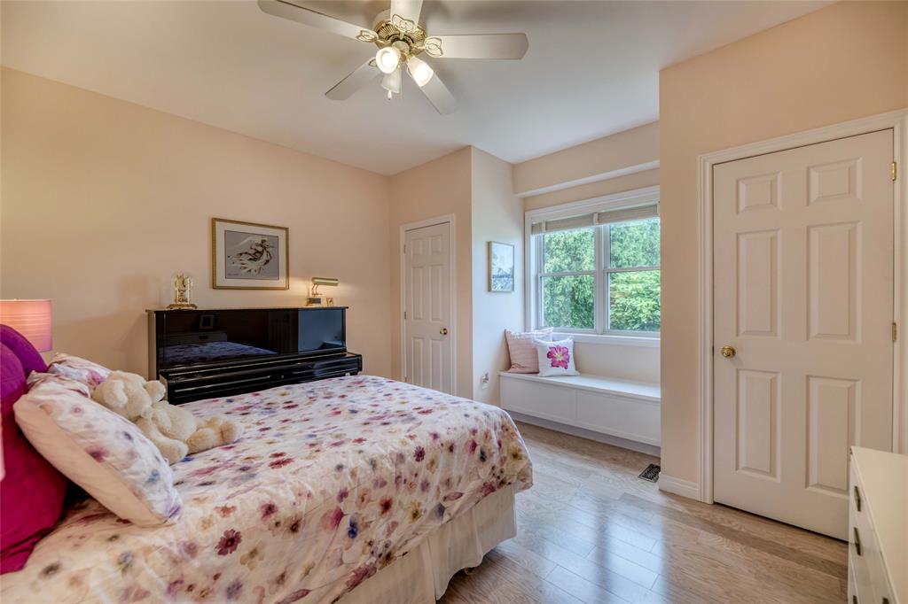 3606 QUEEN Street, Plympton-Wyoming, Ontario, Canada
