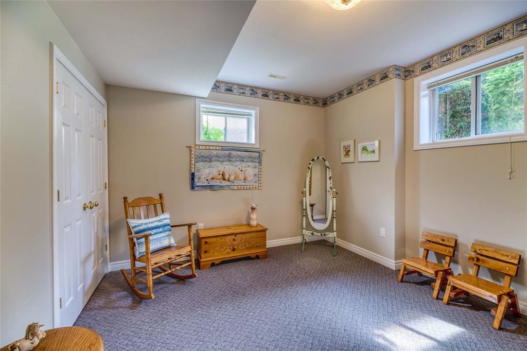 3606 QUEEN Street, Plympton-Wyoming, Ontario, Canada