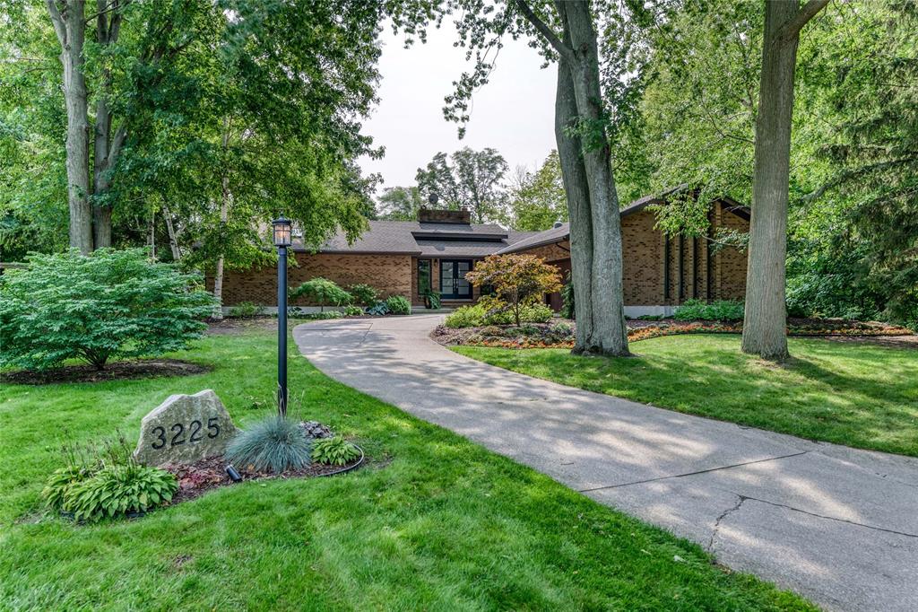 3225 DEVONSHIRE Road, Plympton-Wyoming, Ontario, Canada
