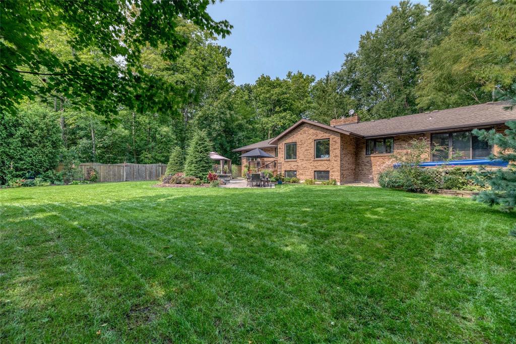 3225 DEVONSHIRE Road, Plympton-Wyoming, Ontario, Canada