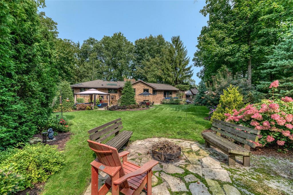 3225 DEVONSHIRE Road, Plympton-Wyoming, Ontario, Canada