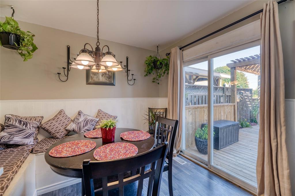 1193 OVERLEA Crescent, Sarnia, Ontario, Canada