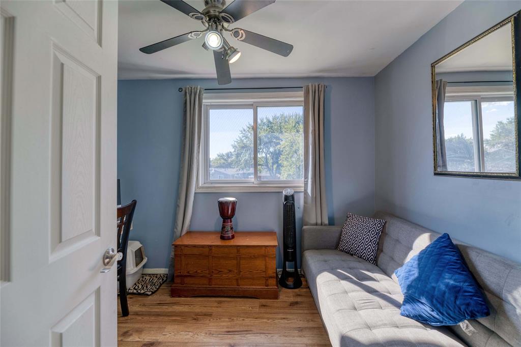 1193 OVERLEA Crescent, Sarnia, Ontario, Canada