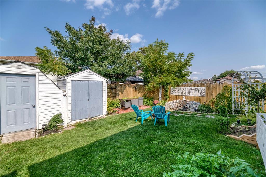 1236 THISTLEDOWN Avenue, Sarnia, Ontario, Canada