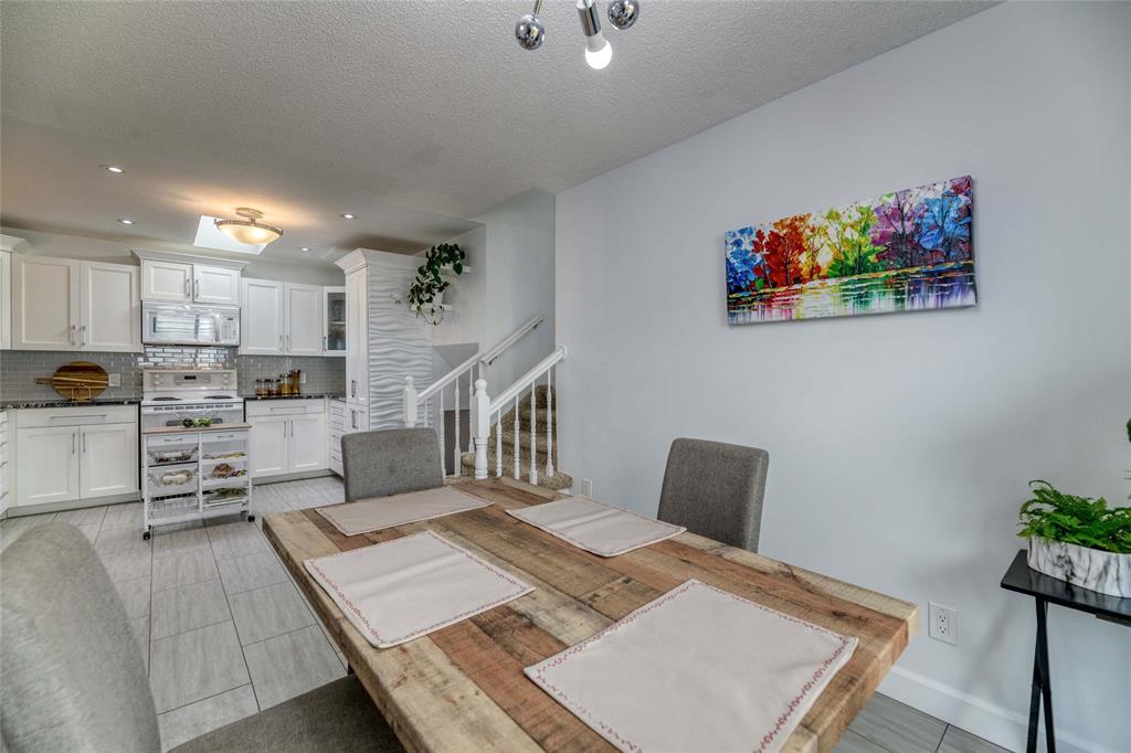 1236 THISTLEDOWN Avenue, Sarnia, Ontario, Canada