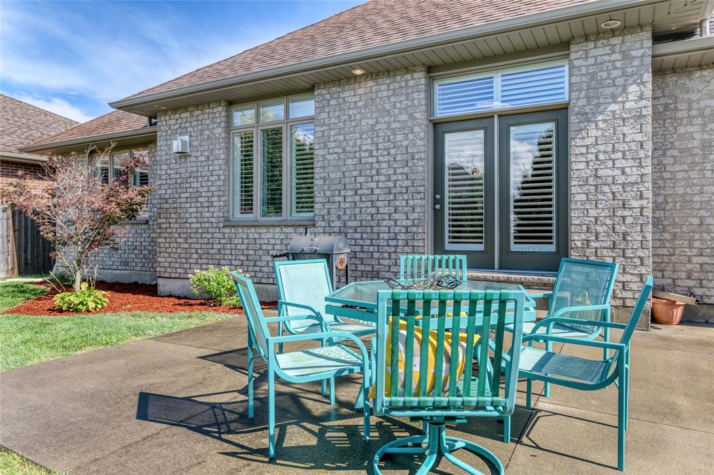 533 WHEATLEY Drive, Sarnia, Ontario, Canada
