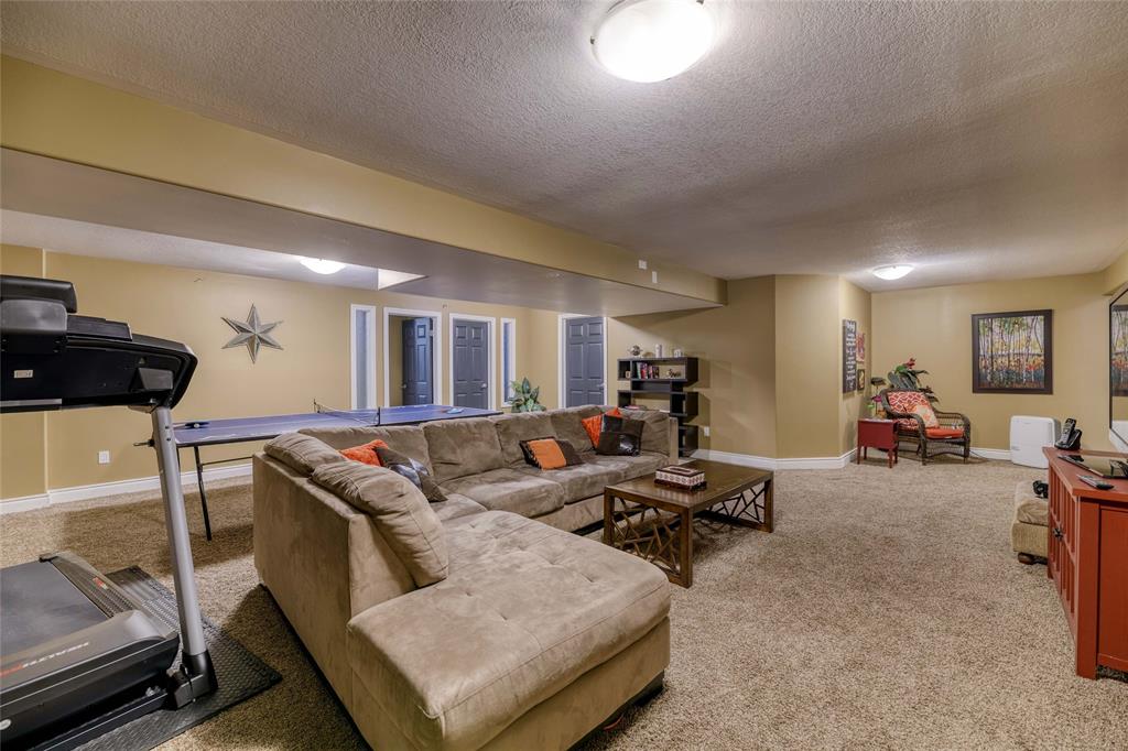 533 WHEATLEY Drive, Sarnia, Ontario, Canada