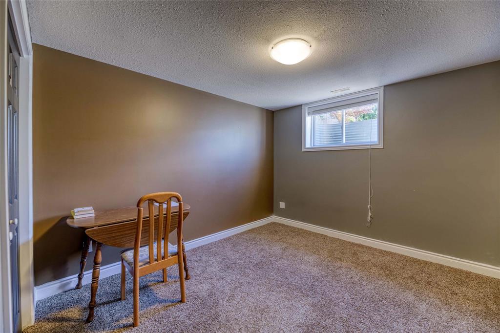 533 WHEATLEY Drive, Sarnia, Ontario, Canada