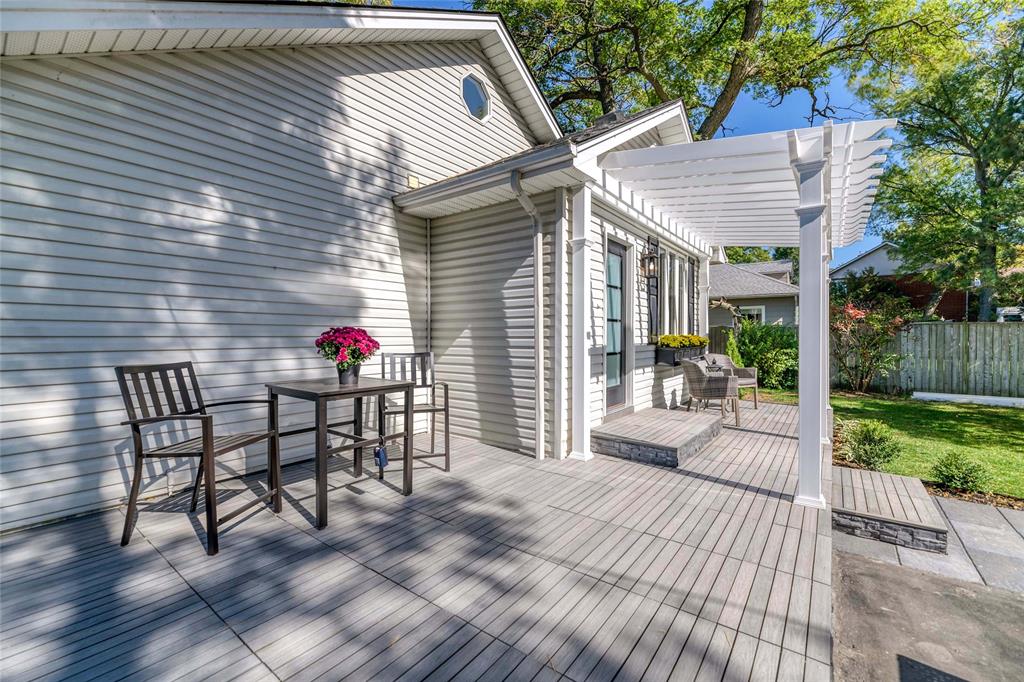 1832 LAKESHORE Road, Sarnia, Ontario, Canada