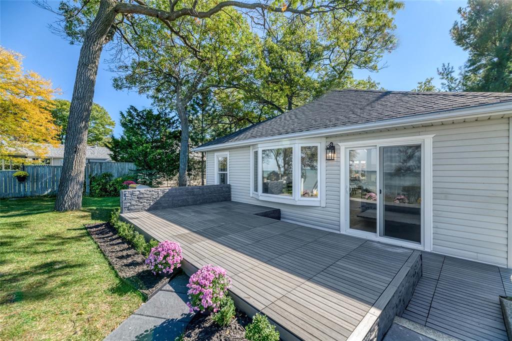 1832 LAKESHORE Road, Sarnia, Ontario, Canada