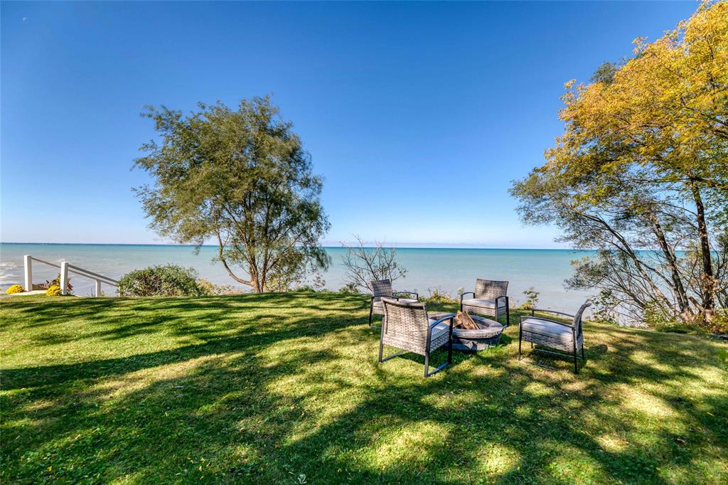 1832 LAKESHORE Road, Sarnia, Ontario, Canada