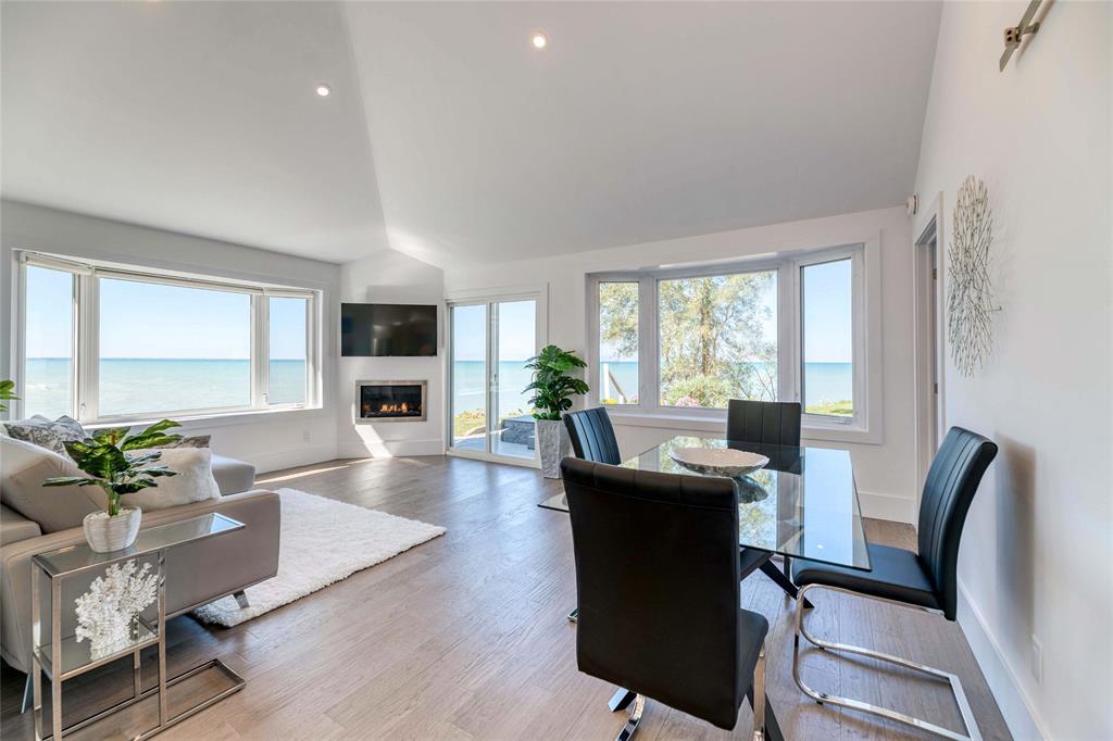 1832 LAKESHORE Road, Sarnia, Ontario, Canada